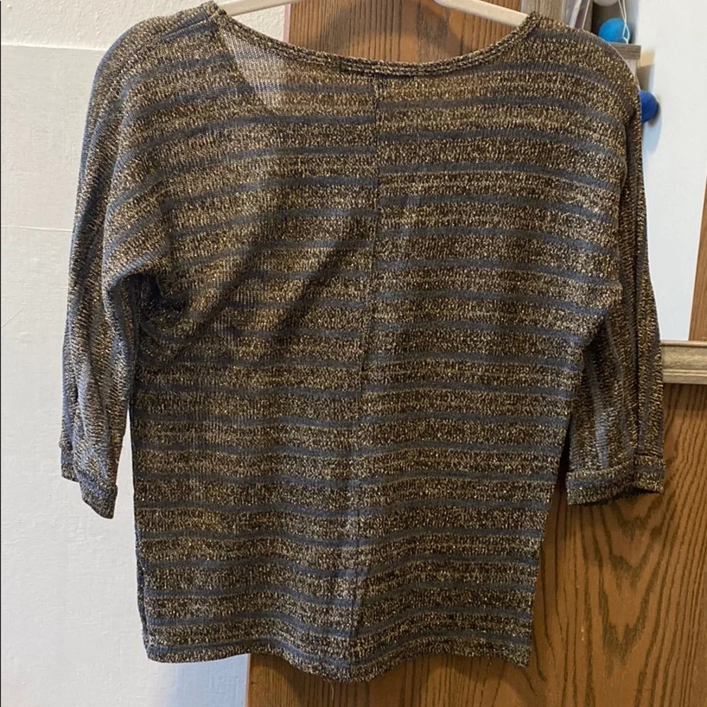 Blouse - Picture 2 of 2